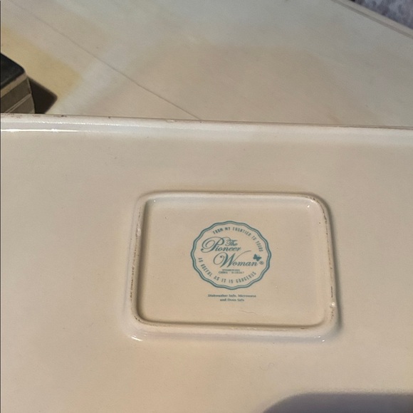 Floral Pioneer Women Ceramic Baking Dish with Red and Blue  Floral Design - Picture 4 of 4